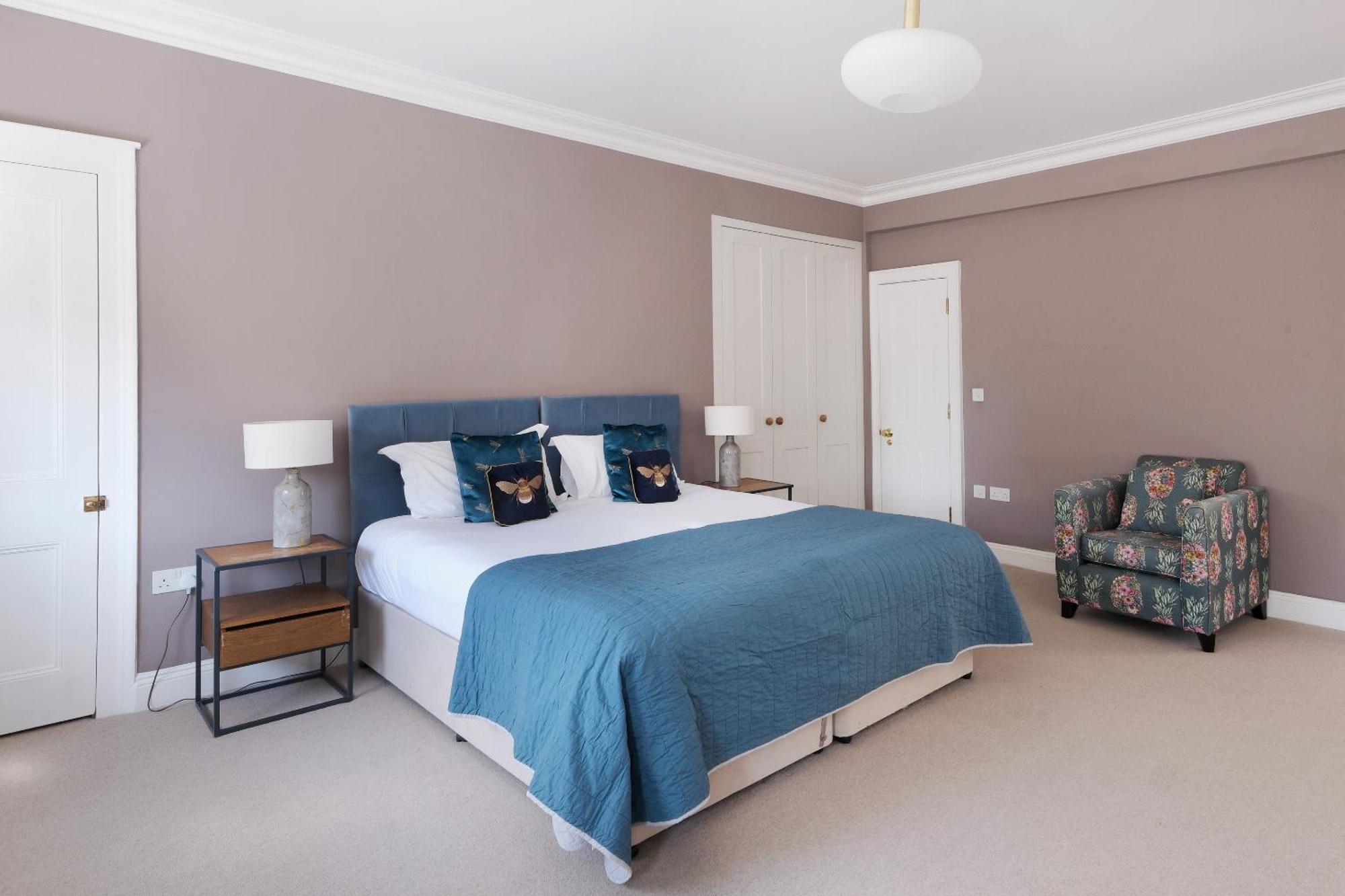 Dream - Barton House *