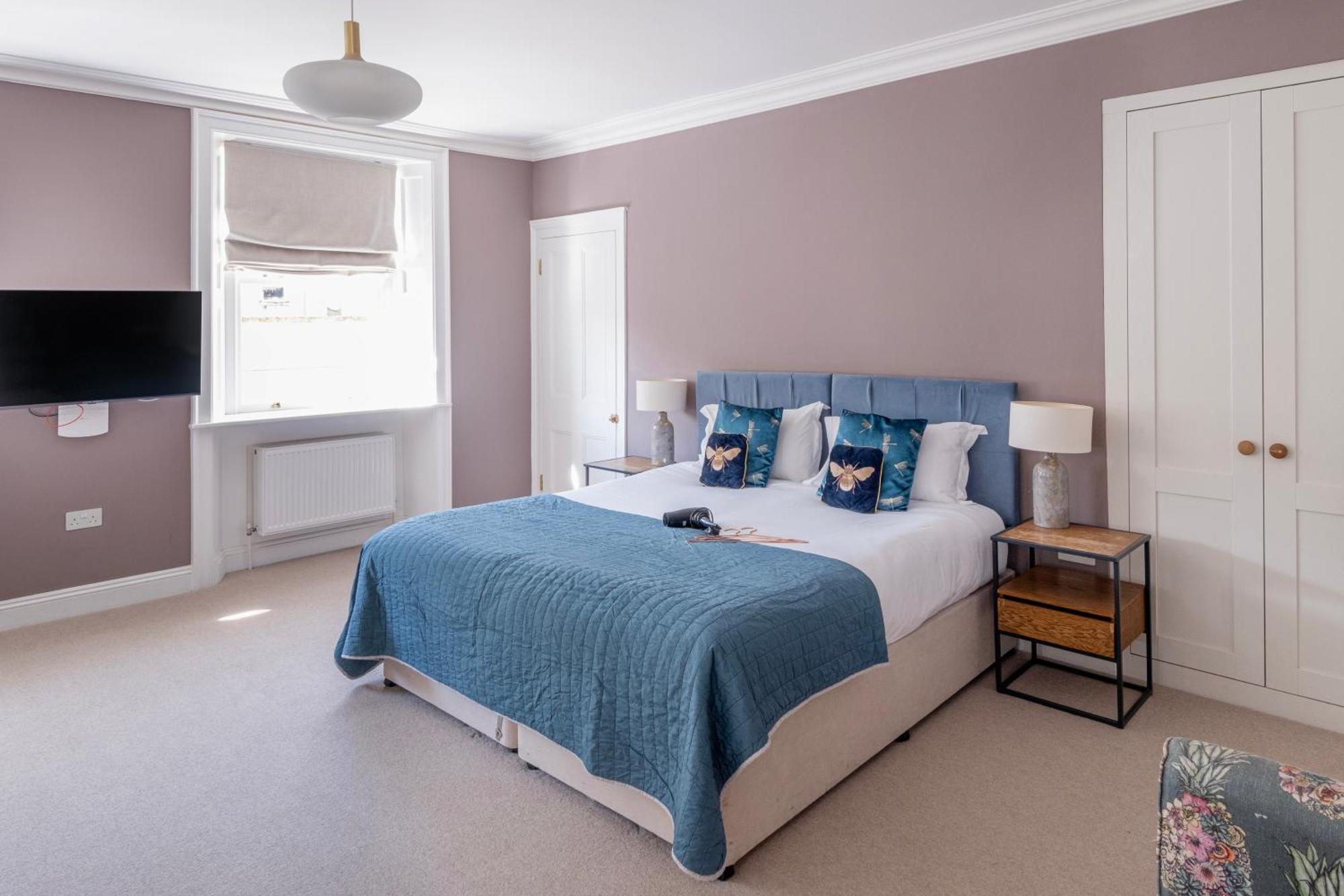 Apartment Dream - Barton House